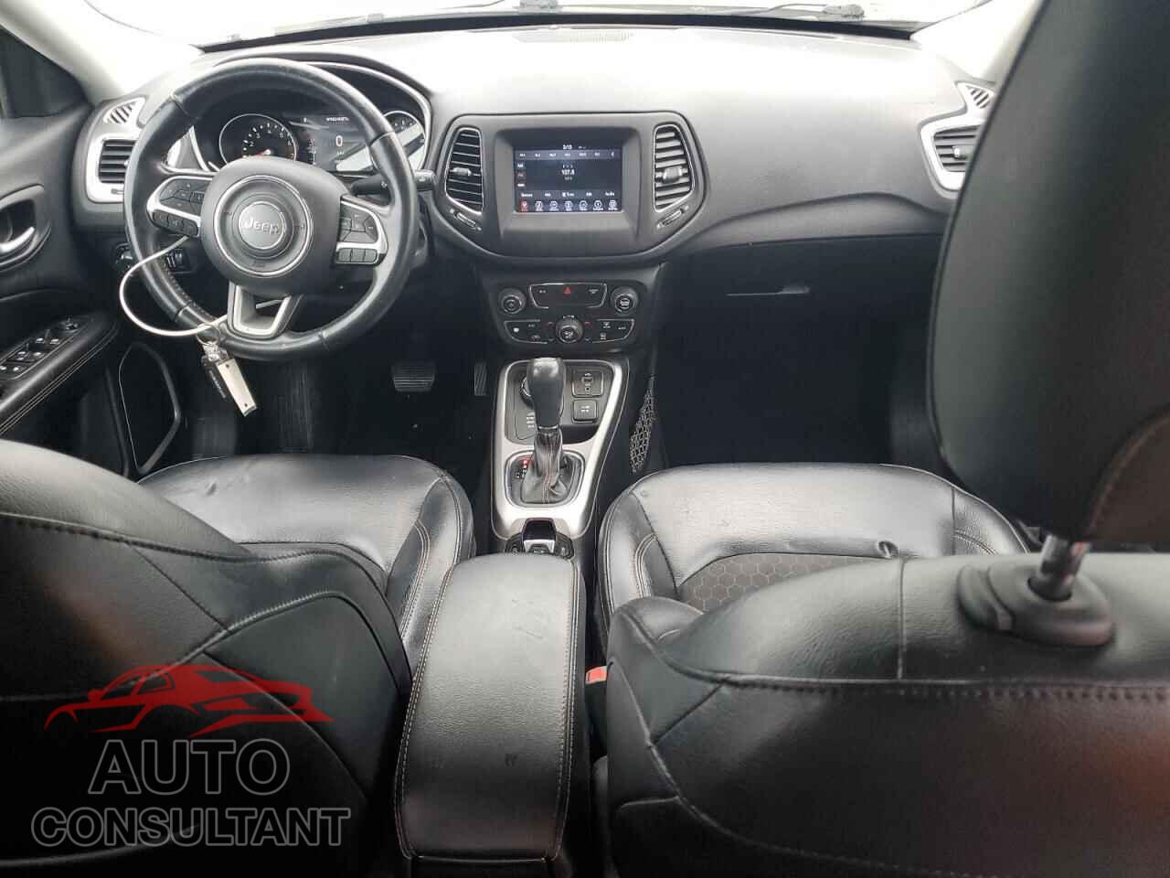 JEEP COMPASS 2018 - 3C4NJDBB9JT113037