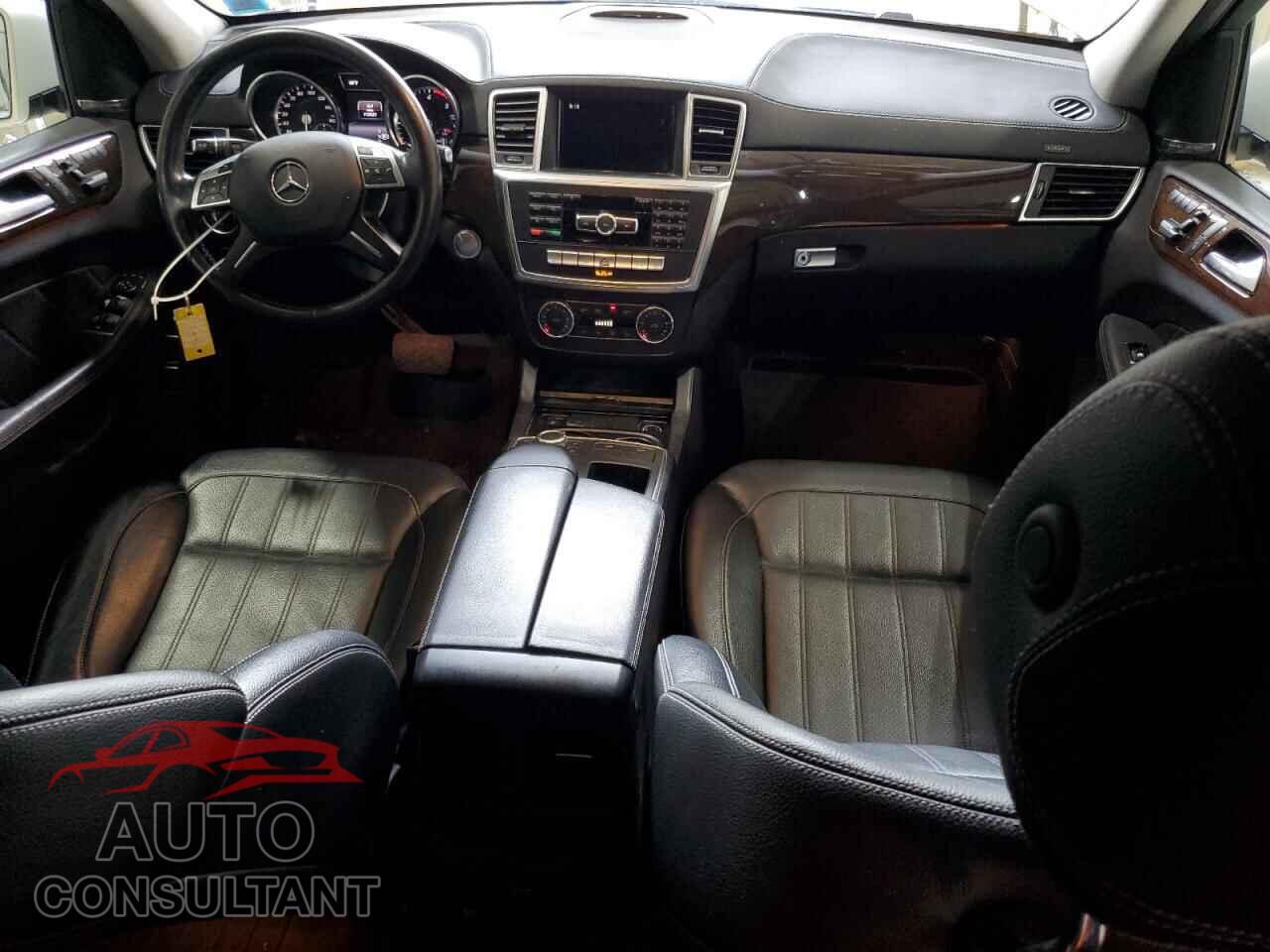 MERCEDES-BENZ GL-CLASS 2015 - 4JGDF2EE8FA486409