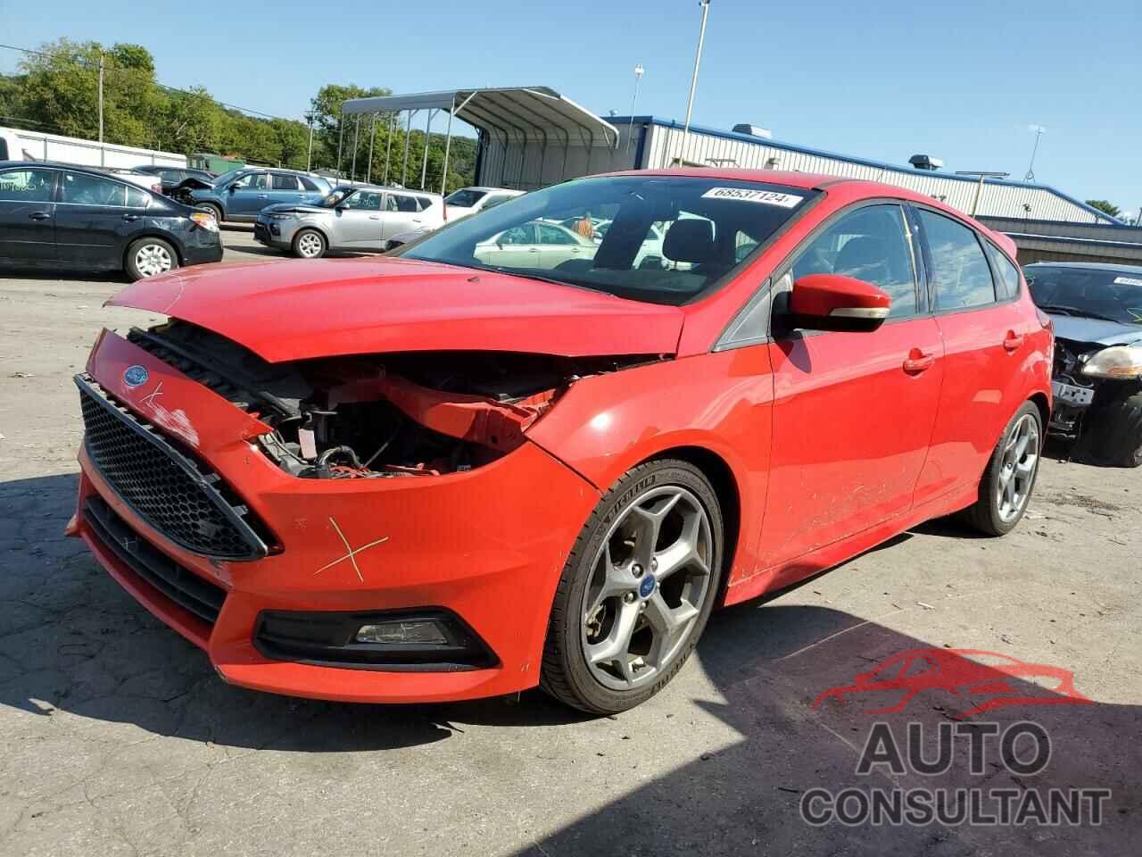 FORD FOCUS 2017 - 1FADP3L93HL282109