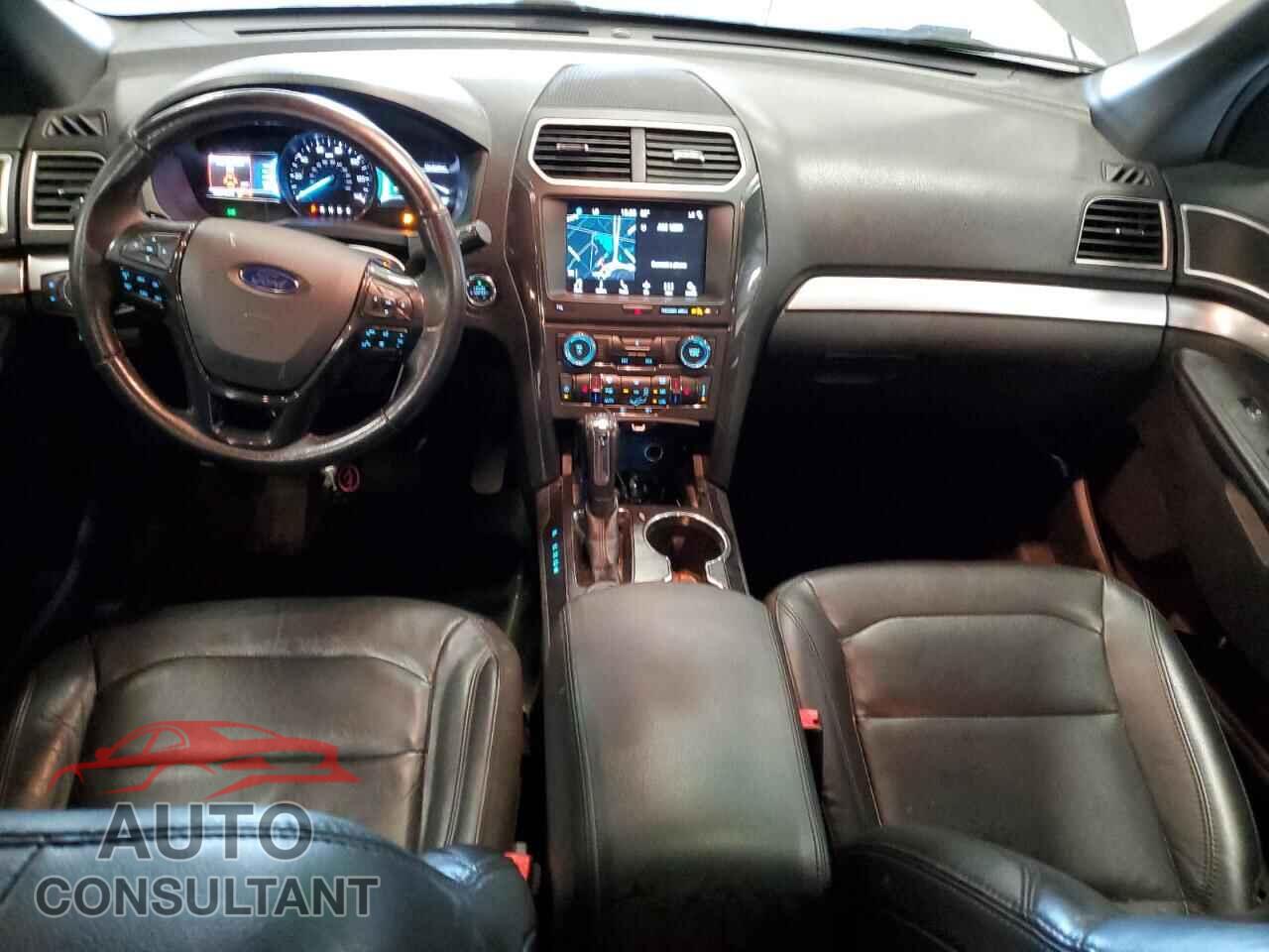FORD EXPLORER 2017 - 1FM5K8D81HGC04464