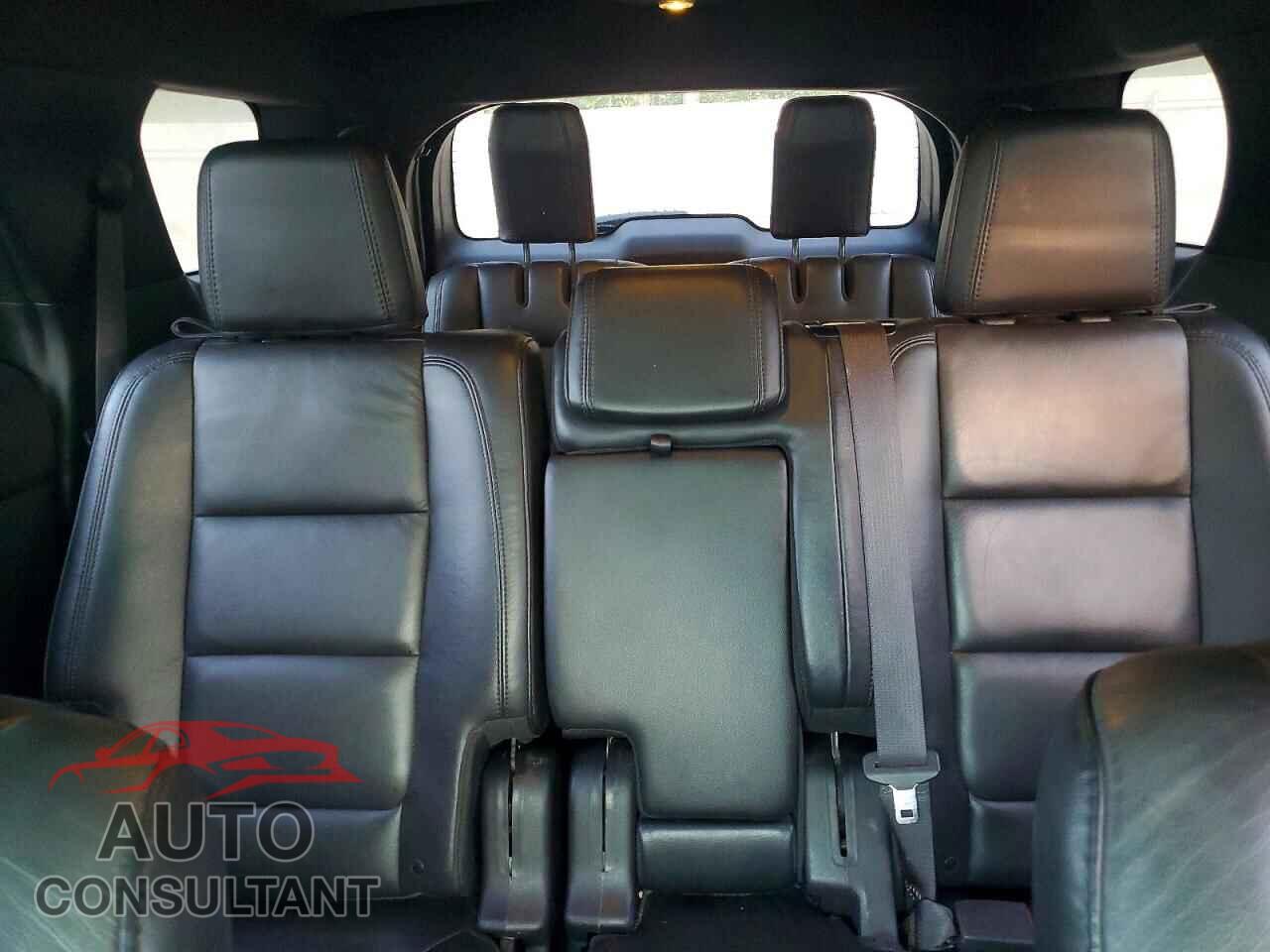 FORD EXPLORER 2015 - 1FM5K7F82FGA10644
