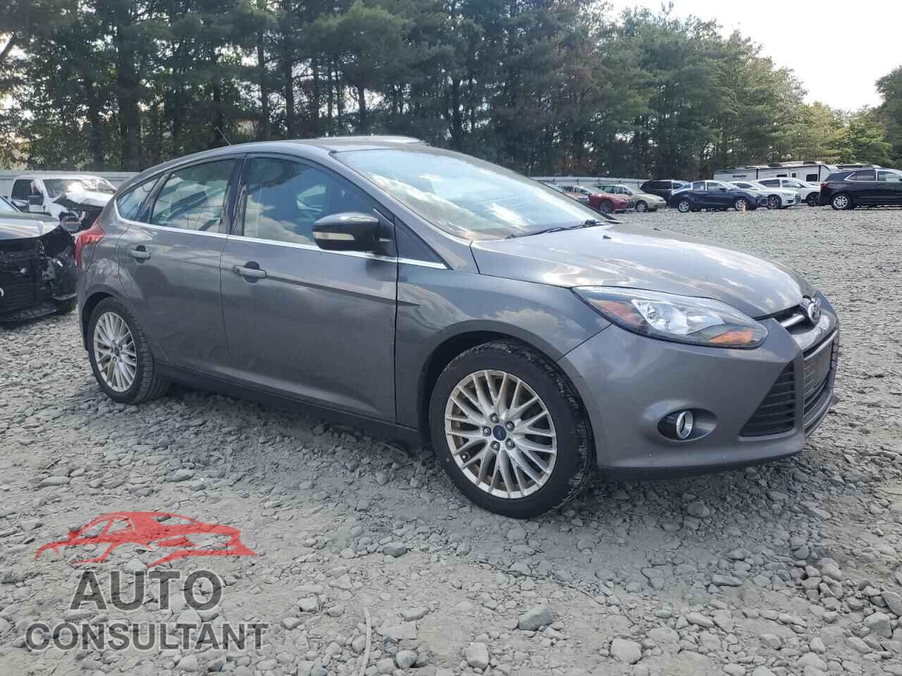 FORD FOCUS 2014 - 1FADP3N27EL402117