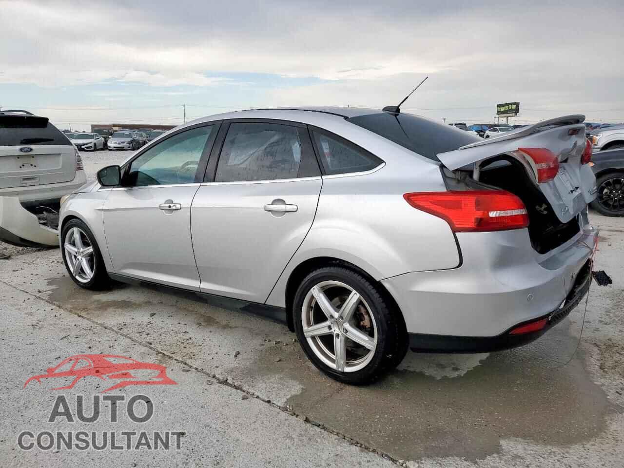 FORD FOCUS 2015 - 1FADP3J20FL299548