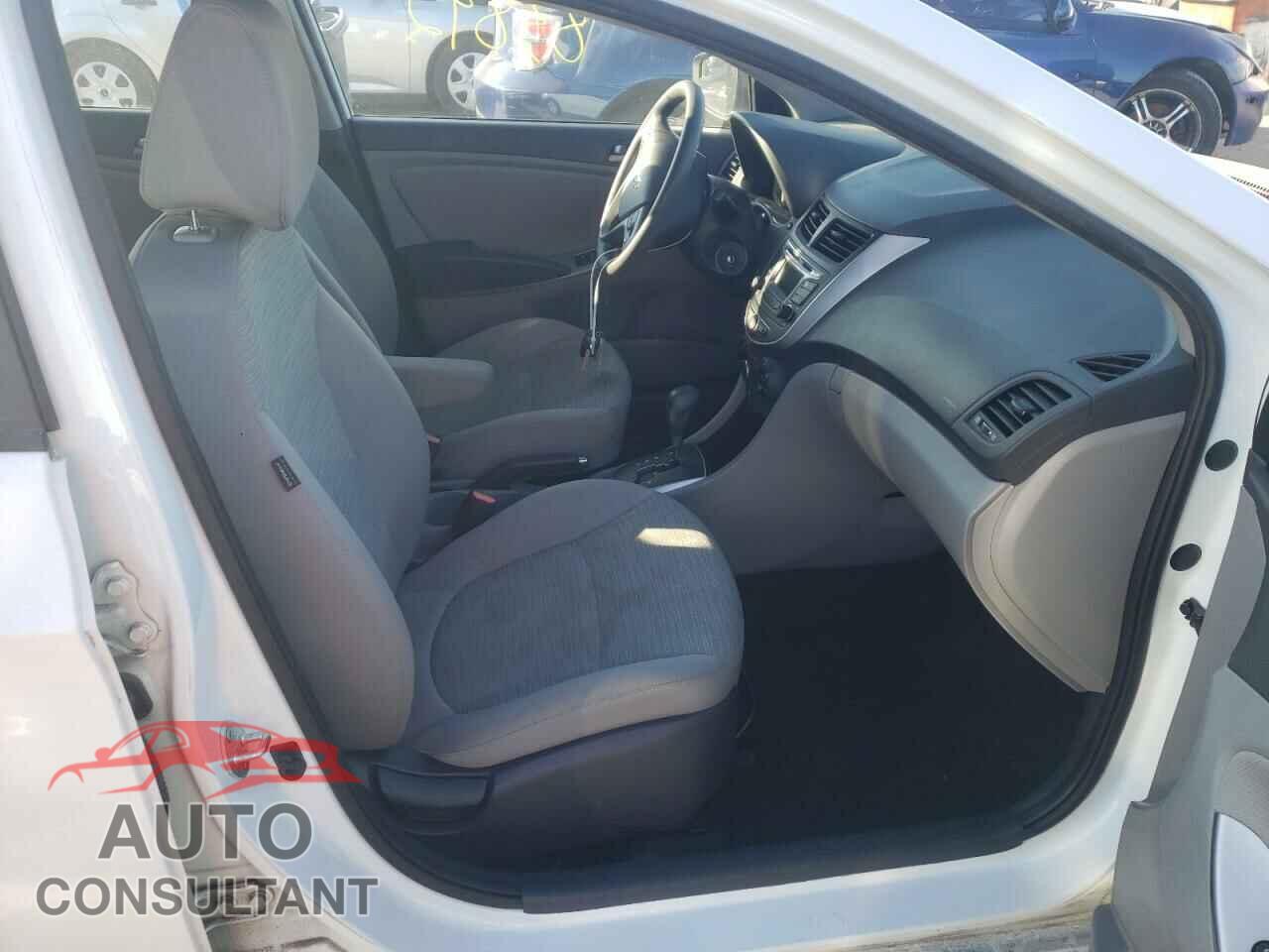 HYUNDAI ACCENT 2016 - KMHCT5AE1GU249031