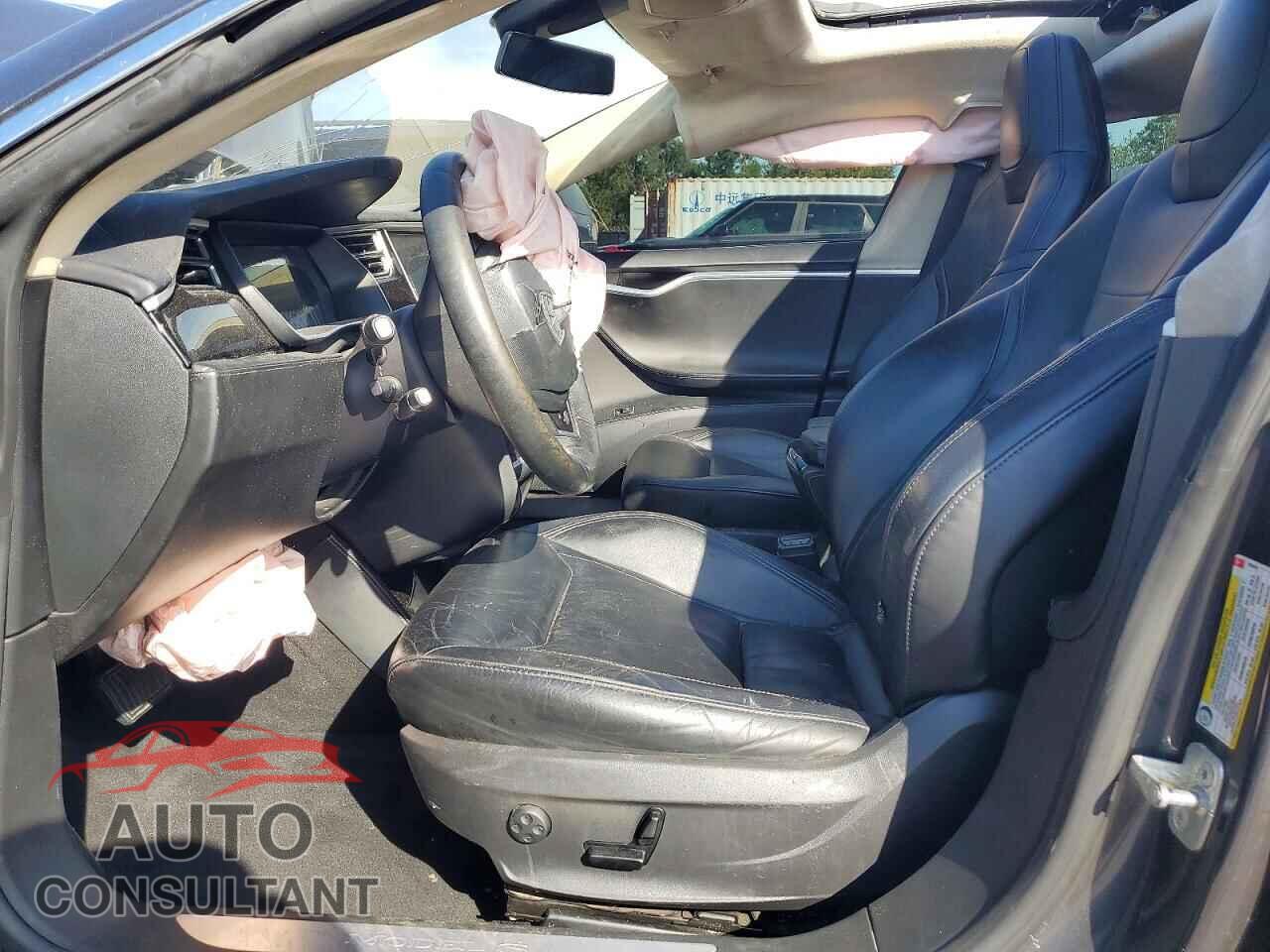 TESLA MODEL S 2015 - 5YJSA1E23FF109486