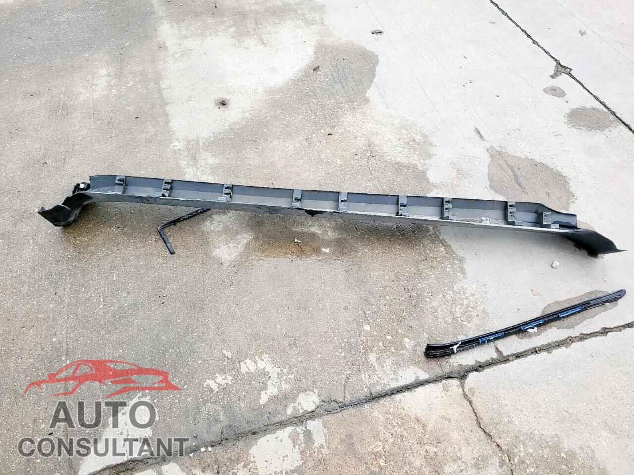 HONDA PILOT 2010 - 5FNYF4H98AB014372