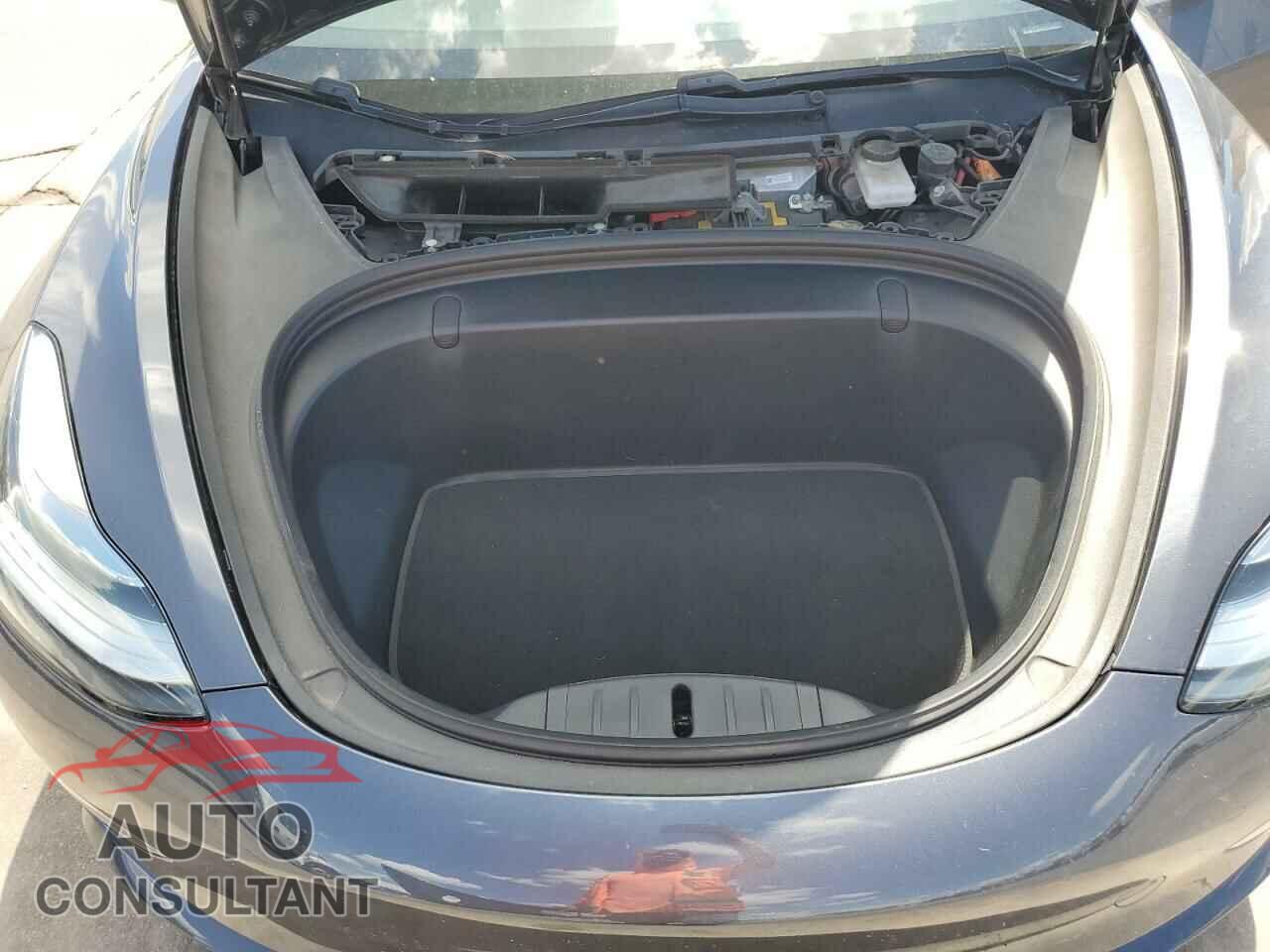 TESLA MODEL 3 2018 - 5YJ3E1EA5JF046478