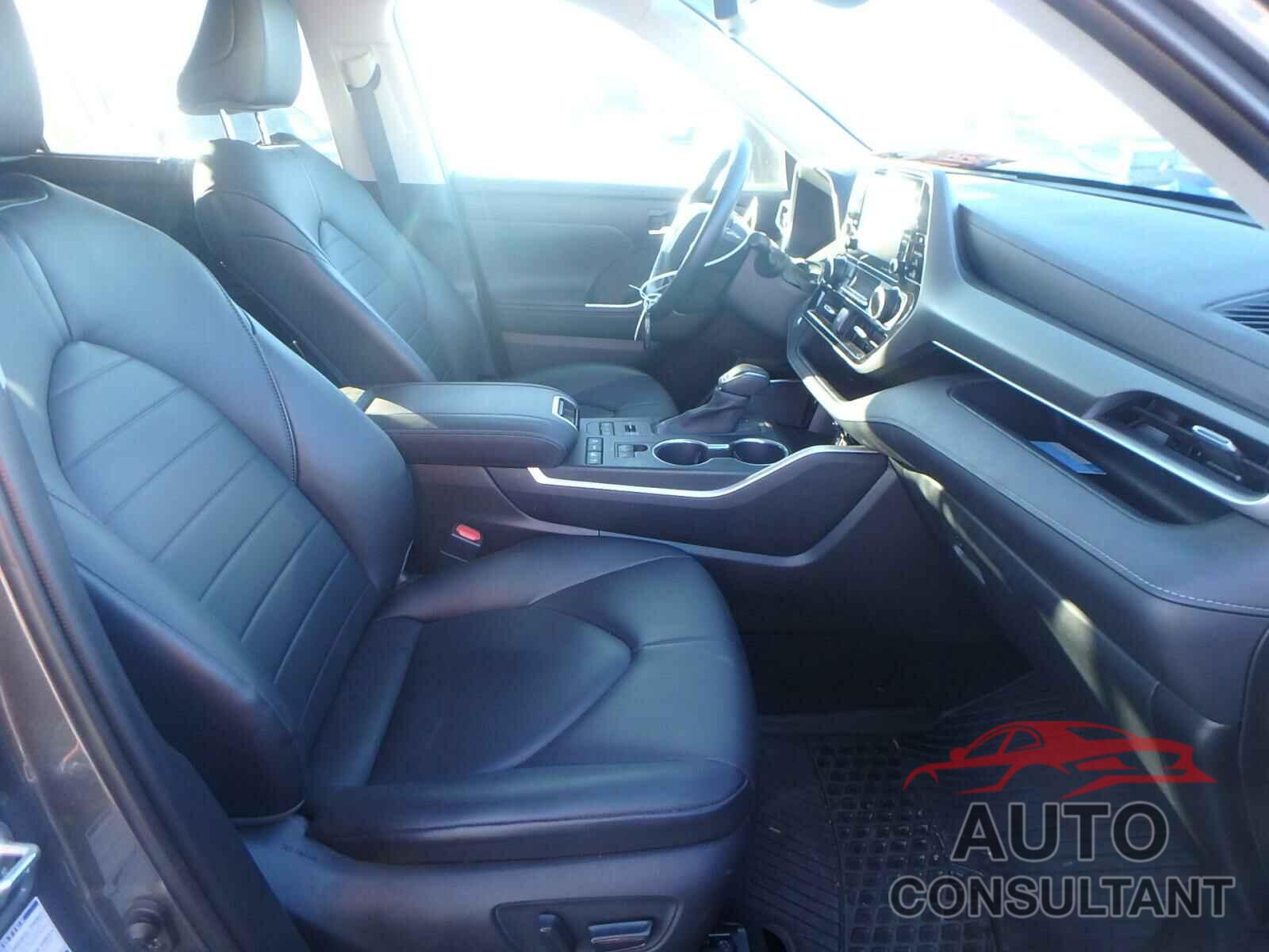 TOYOTA HIGHLANDER 2020 - 5TDGZRBH3LS509478