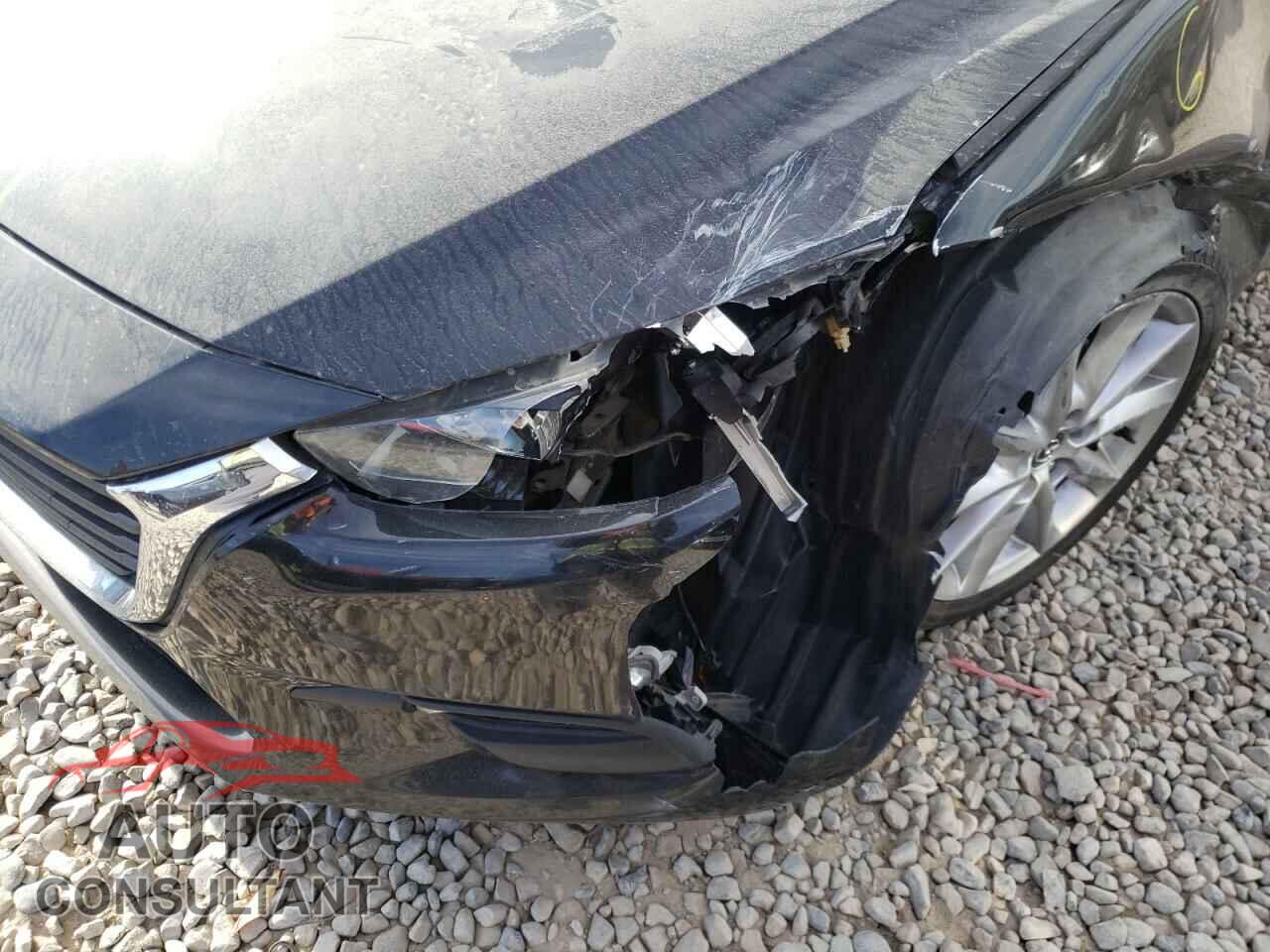 MAZDA 3 2017 - JM1BN1V76H1106514