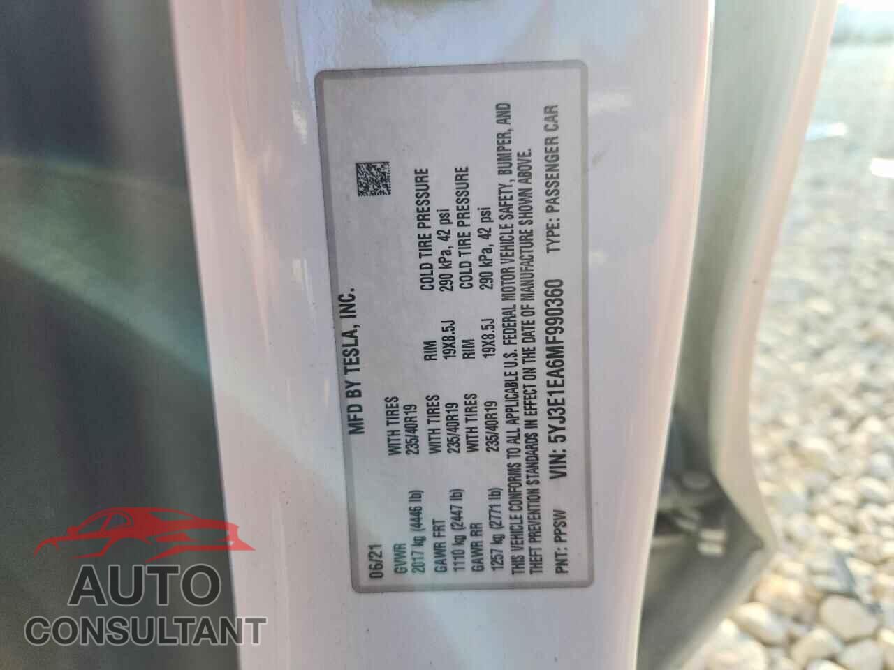 TESLA MODEL 3 2021 - 5YJ3E1EA6MF990360