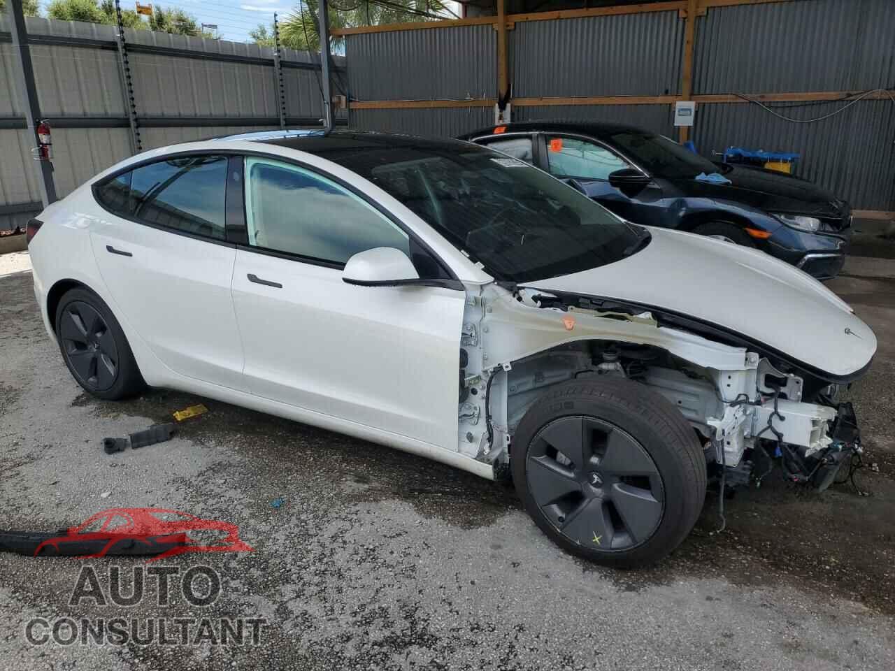 TESLA MODEL 3 2023 - 5YJ3E1EA0PF453083