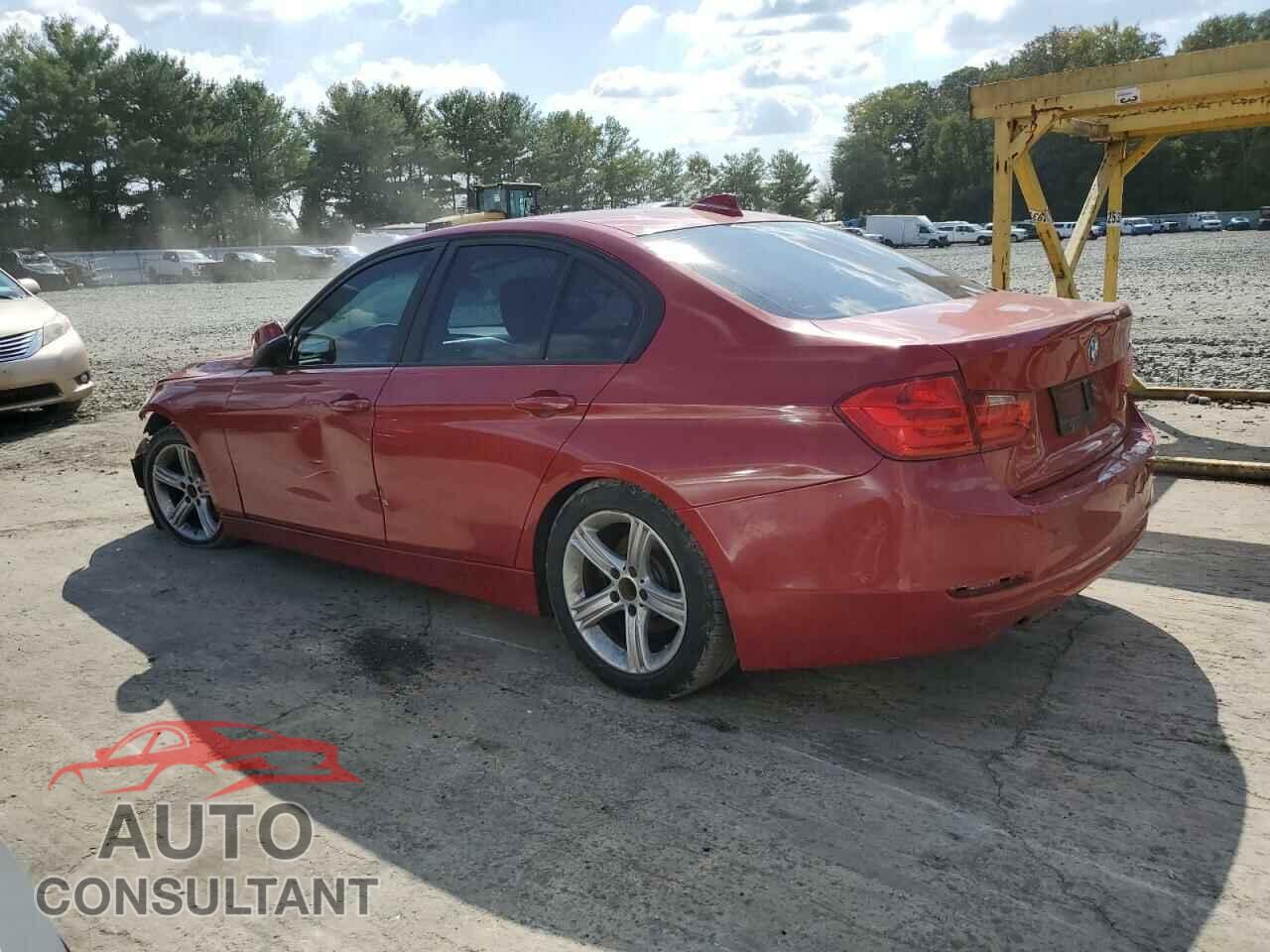 BMW 3 SERIES 2013 - WBA3C3C56DF979357