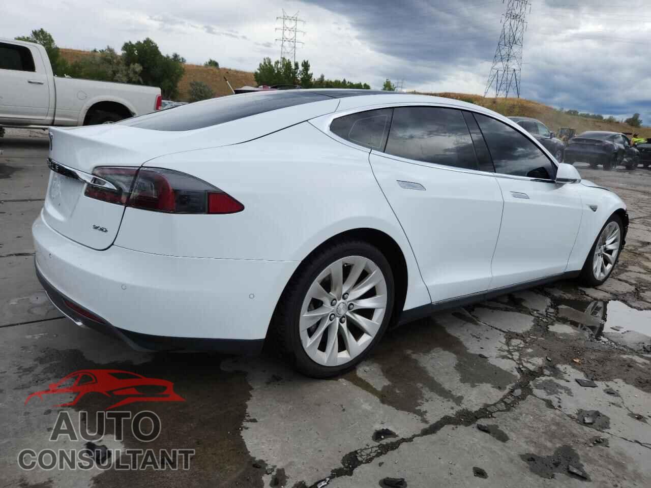 TESLA MODEL S 2016 - 5YJSA1E27GF127572