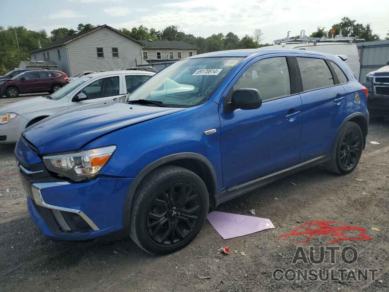 MITSUBISHI OUTLANDER 2018 - JA4AR3AU3JU008577