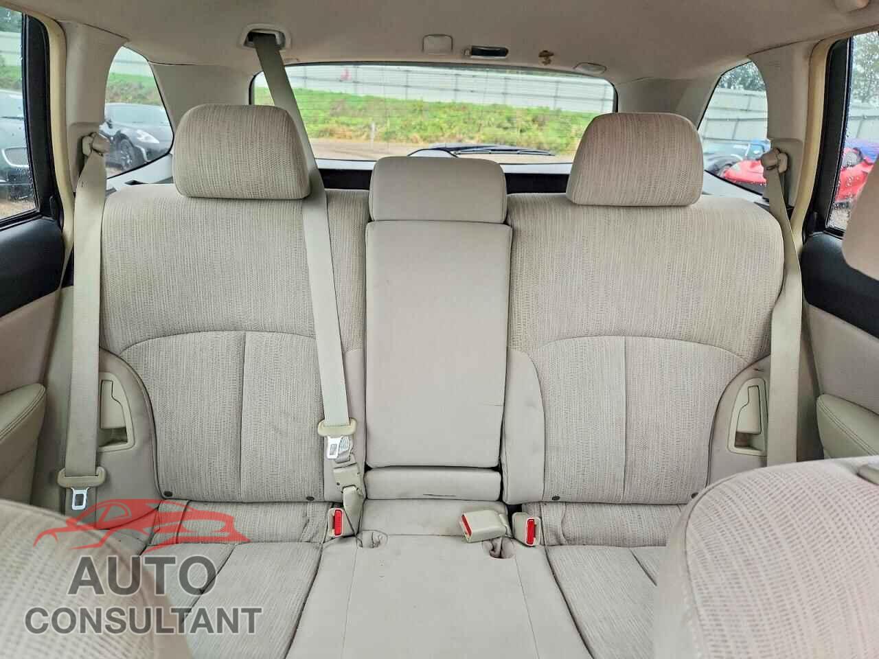 SUBARU OUTBACK 2013 - 4S4BRBCC3D3233256