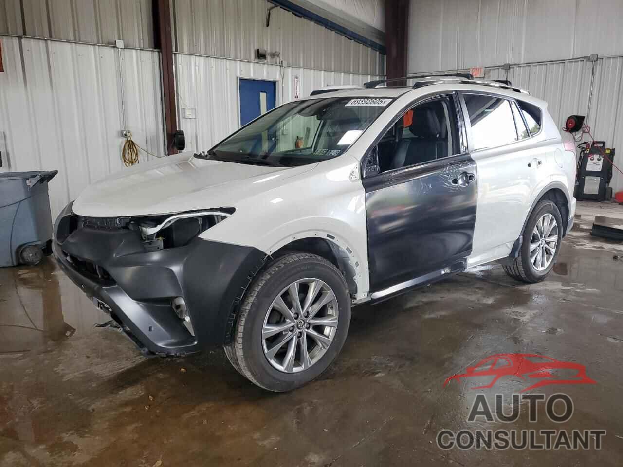 TOYOTA RAV4 2016 - JTMDFREV5GJ080540