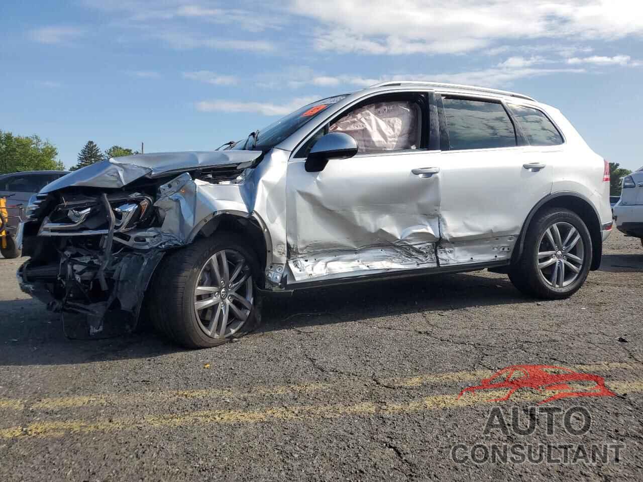 VOLKSWAGEN TOUAREG 2016 - WVGEF9BP0GD012070