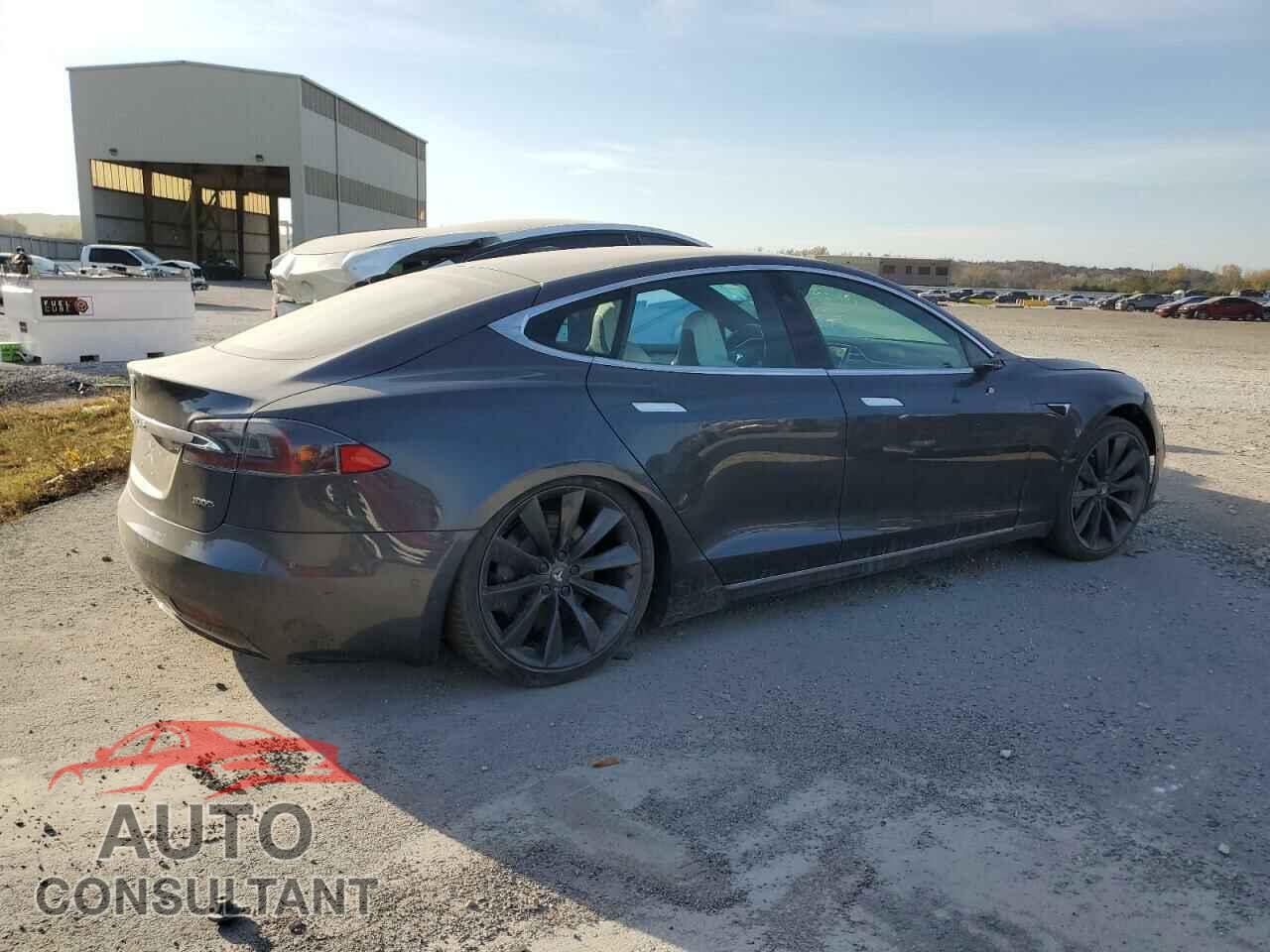 TESLA MODEL S 2017 - 5YJSA1E20HF204431