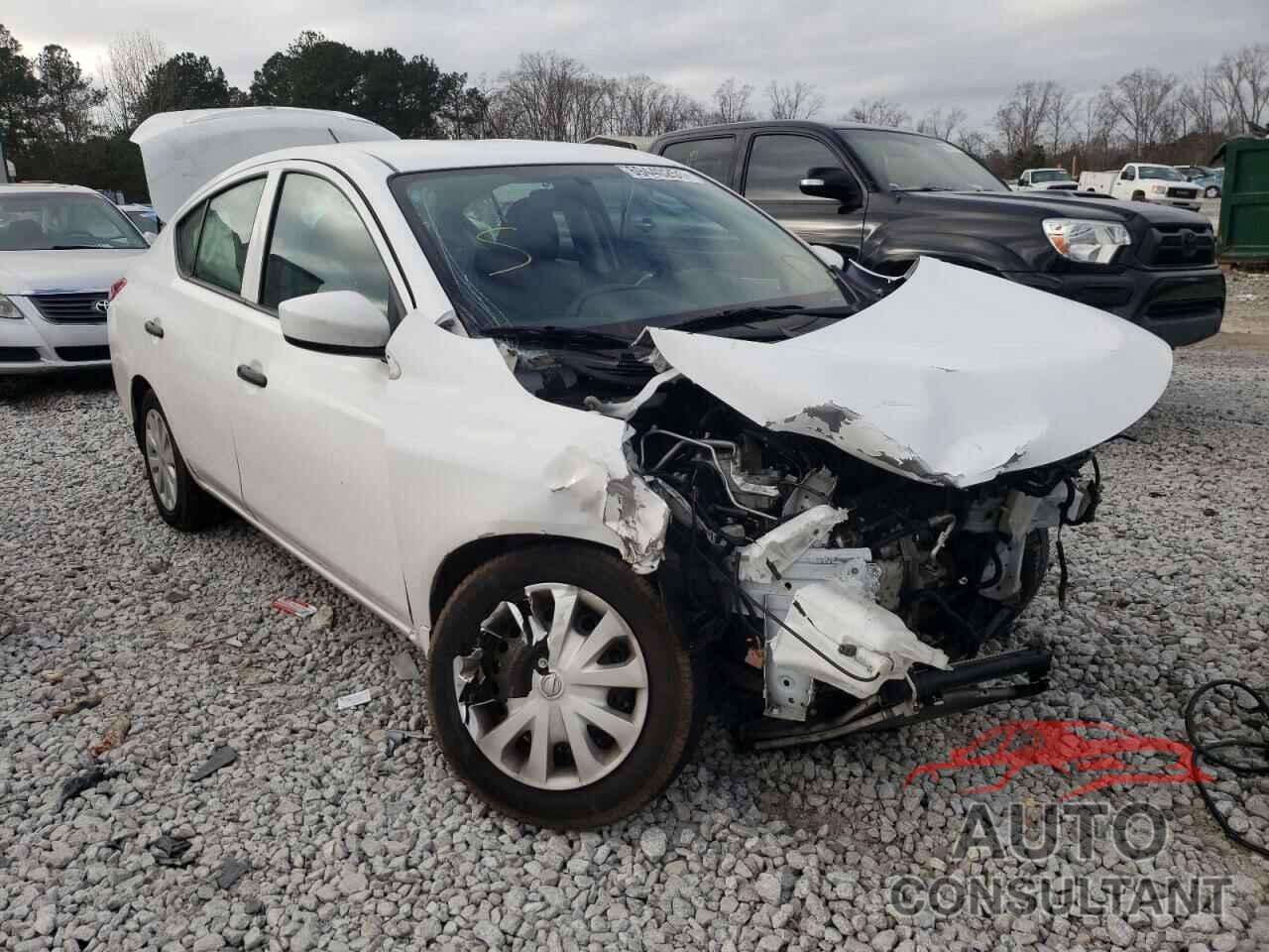 NISSAN VERSA 2019 - 3N1CN7AP6KL829750