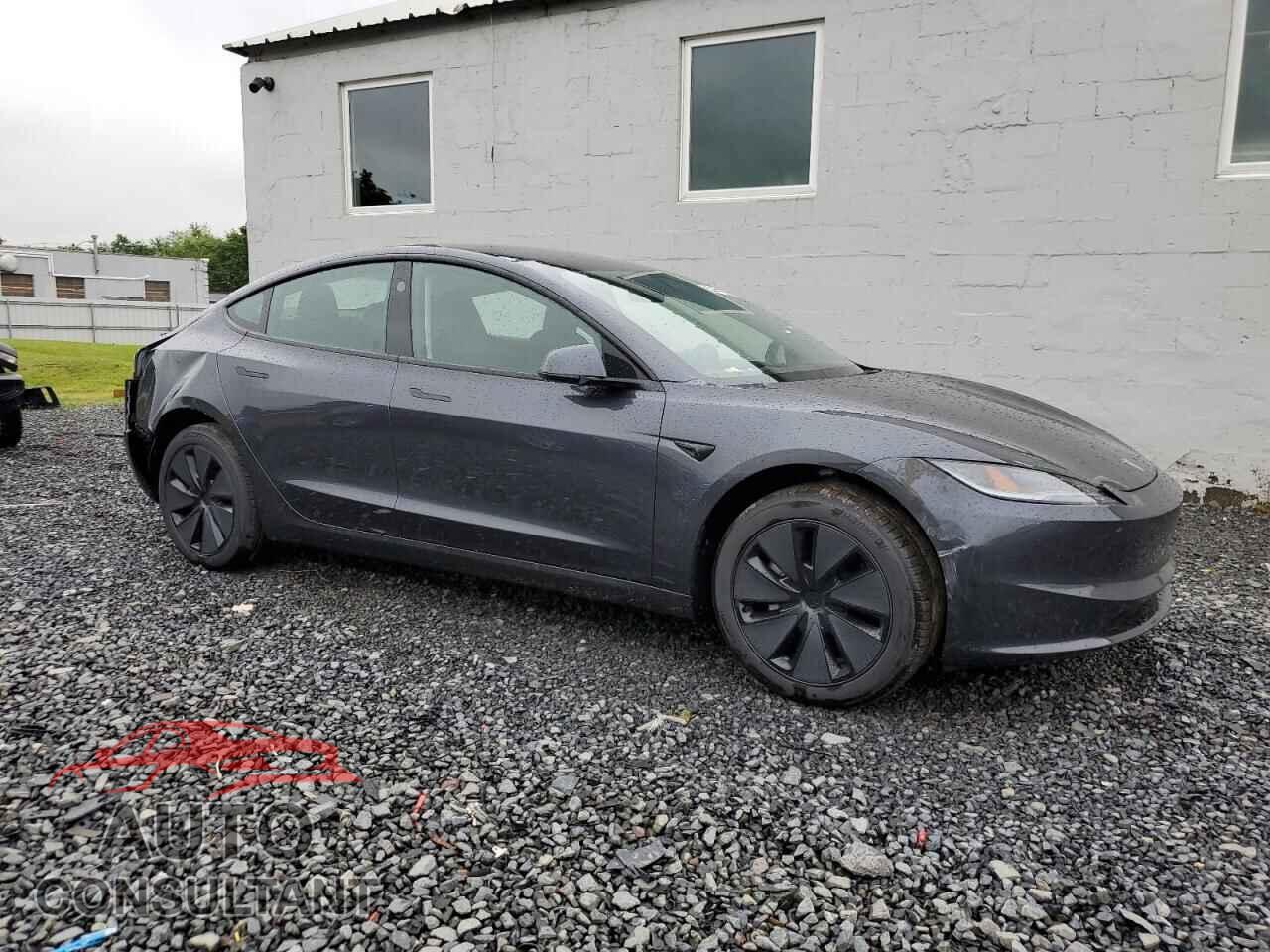 TESLA MODEL 3 2025 - 5YJ3E1EA6SF989741