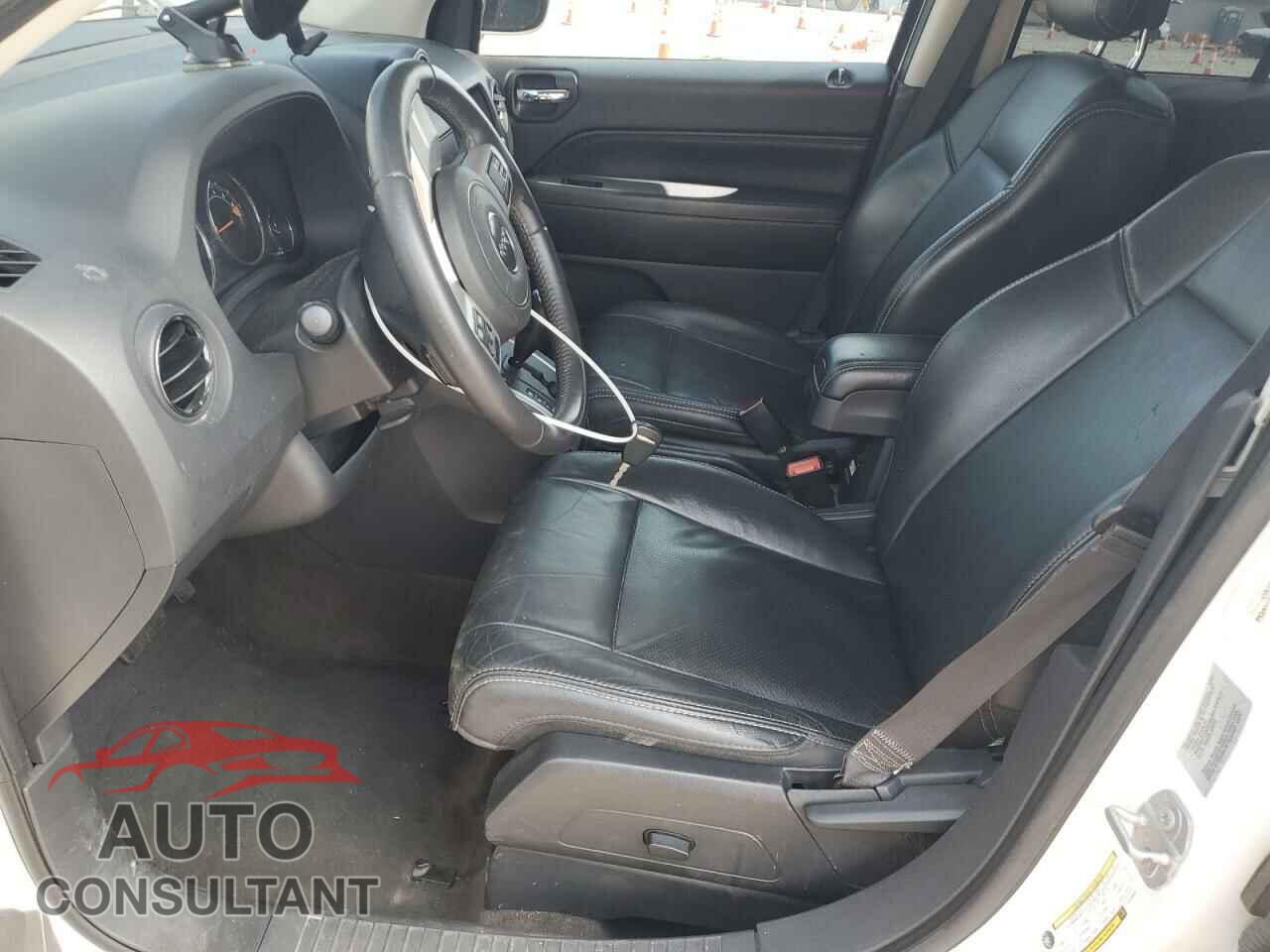 JEEP COMPASS 2017 - 1C4NJCEB7HD156023