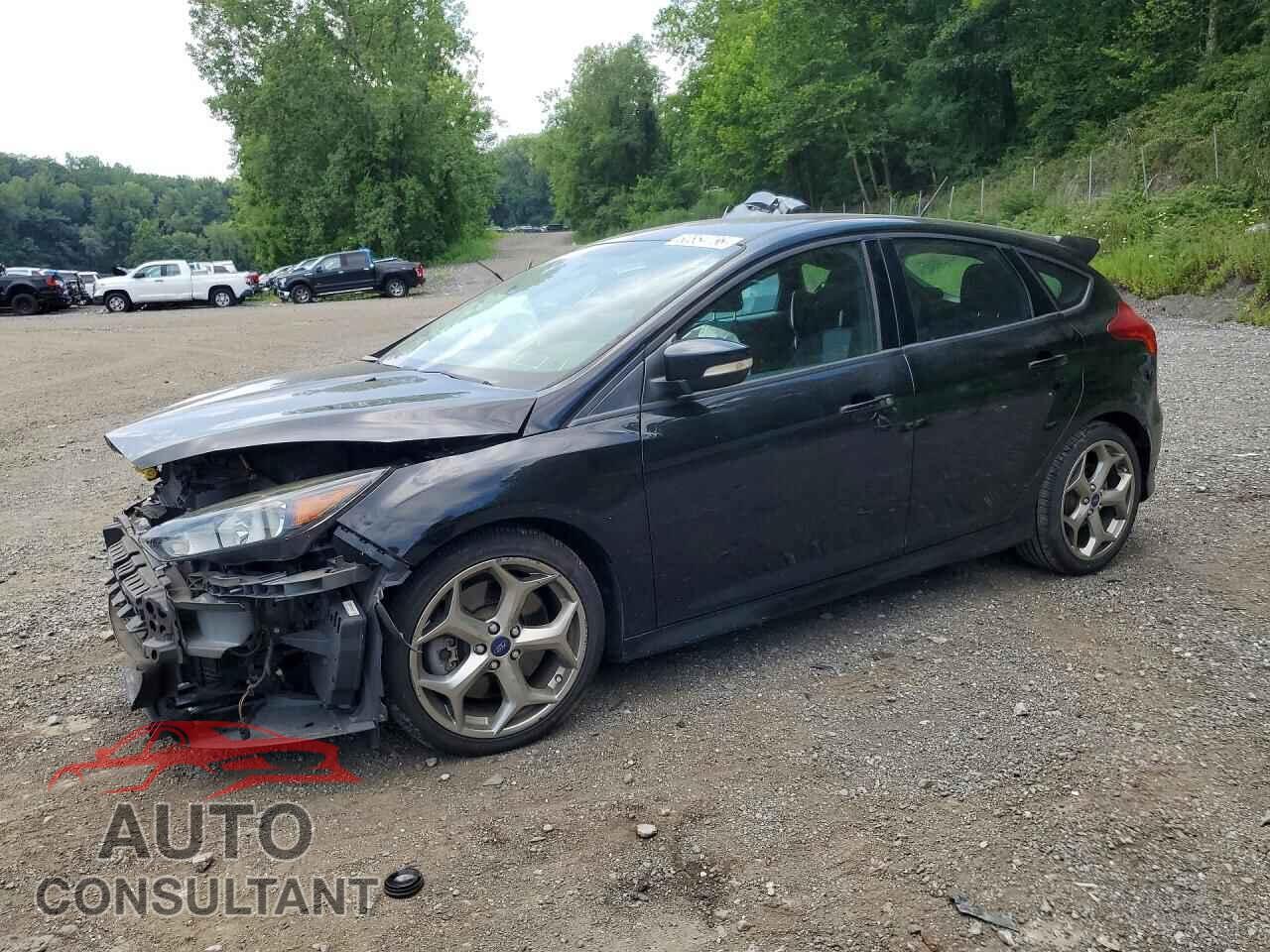 FORD FOCUS 2016 - 1FADP3L99GL224357