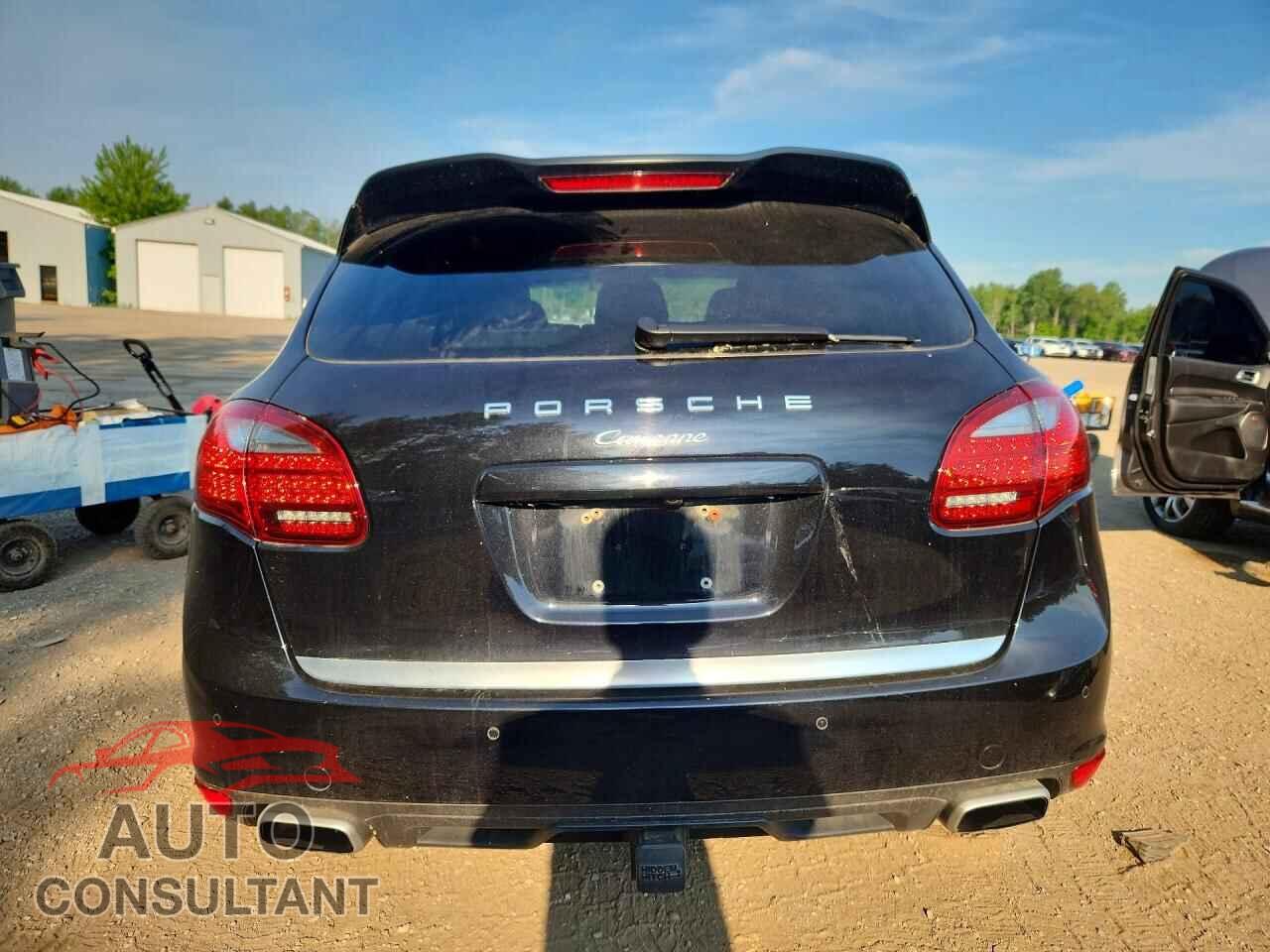 PORSCHE CAYENNE 2013 - WP1AA2A23DLA11347