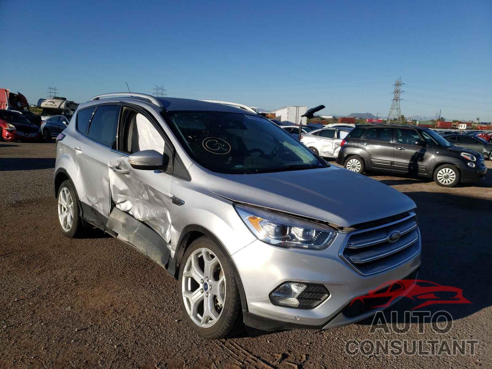 FORD ESCAPE 2018 - 1FMCU0J95JUC09481