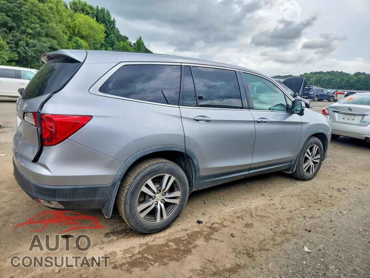 HONDA PILOT 2017 - 5FNYF5H58HB040791