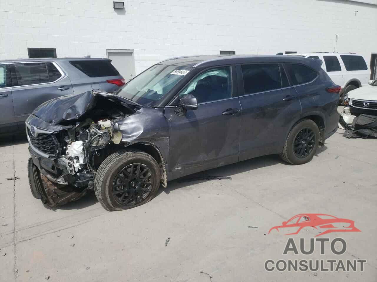 TOYOTA HIGHLANDER 2023 - 5TDKBRCH3PS602021