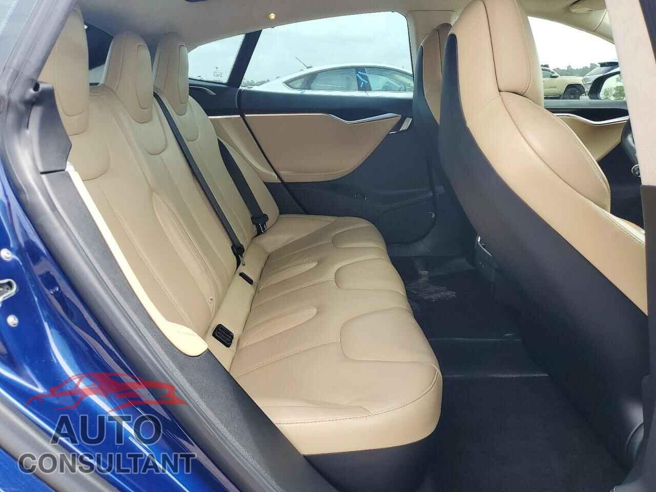 TESLA MODEL S 2017 - 5YJSA1E18HF191709