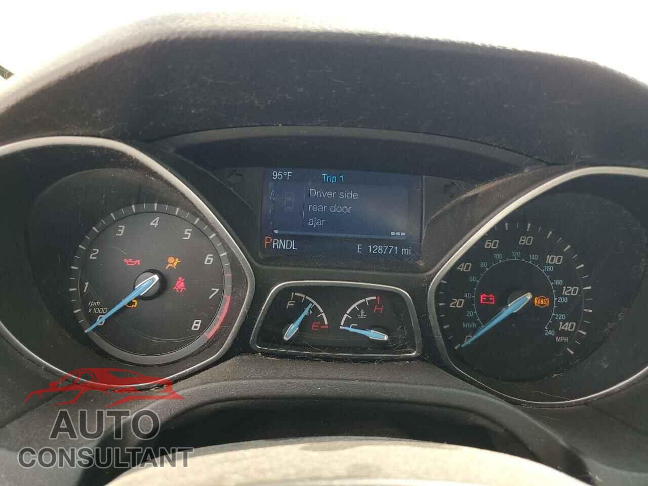 FORD FOCUS 2014 - 1FADP3K2XEL442972