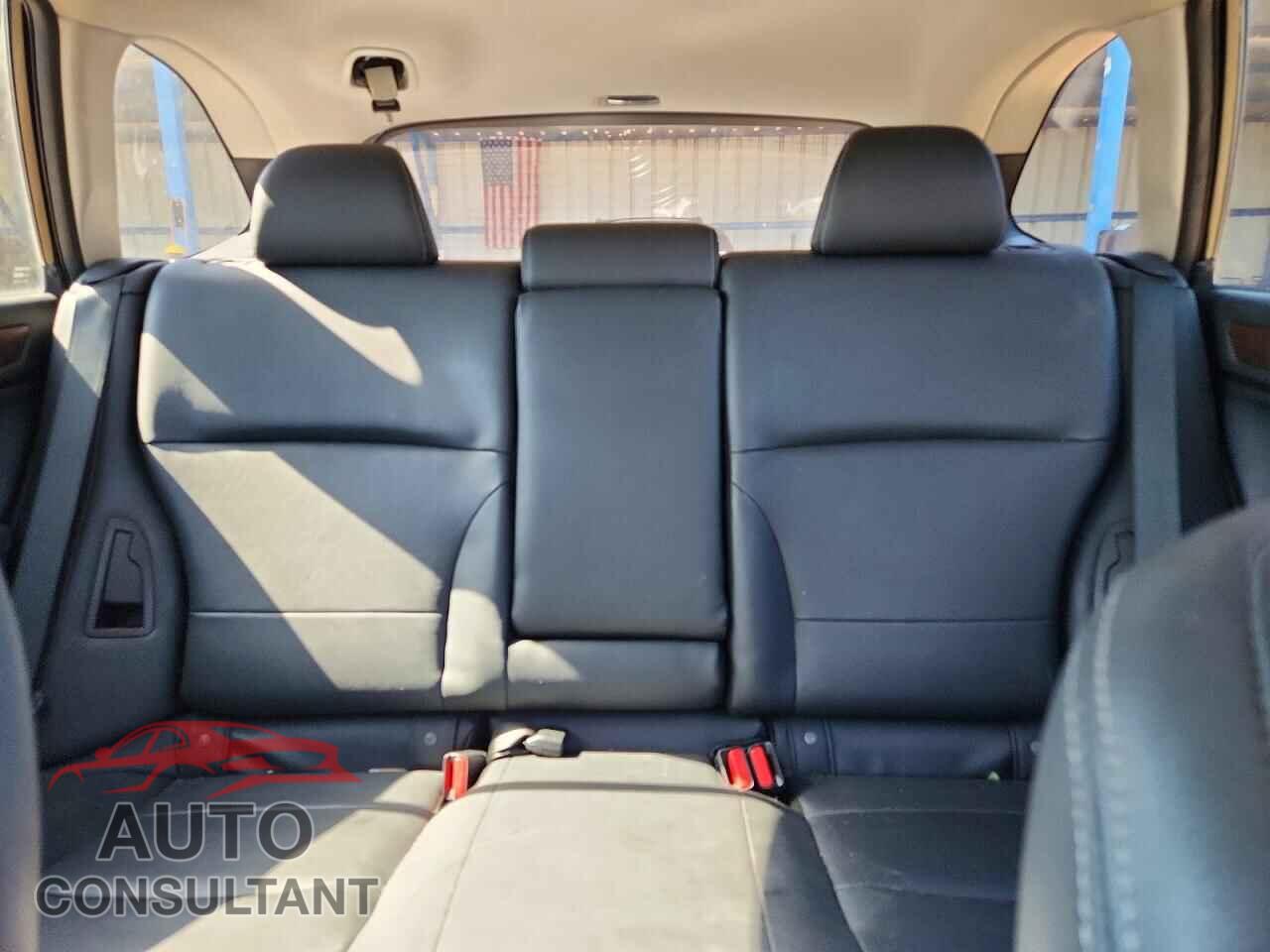 SUBARU OUTBACK 2016 - 4S4BSENC0G3247736