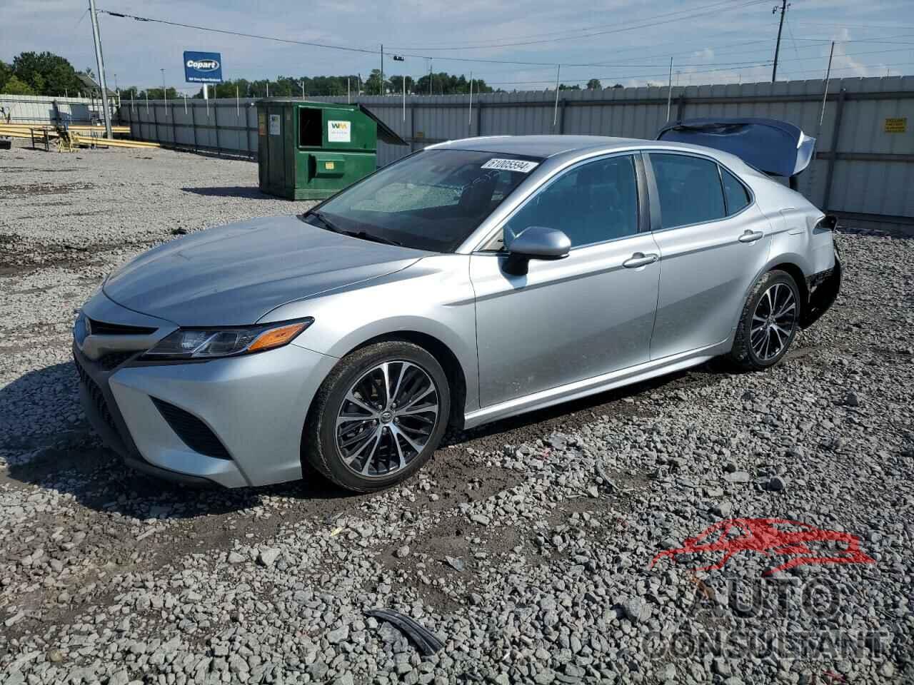 TOYOTA CAMRY 2018 - 4T1B11HK9JU505901