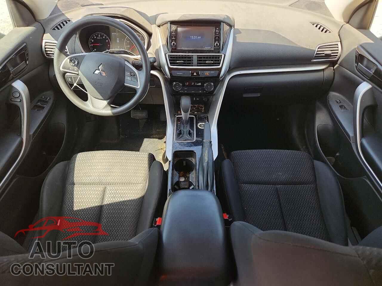MITSUBISHI ECLIPSE 2018 - JA4AT3AA3JZ063931