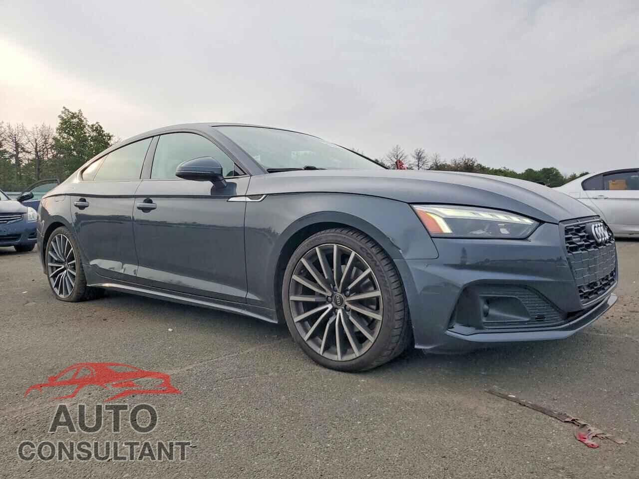 AUDI A5 2022 - WAUCBCF51NA005993