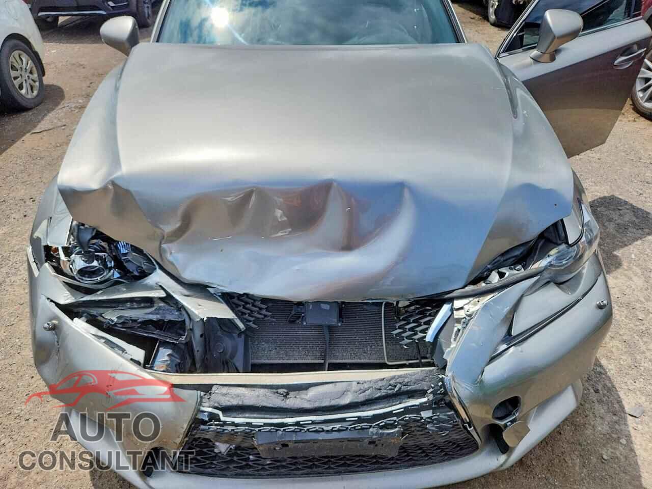 LEXUS IS 2015 - JTHCF1D2XF5018111