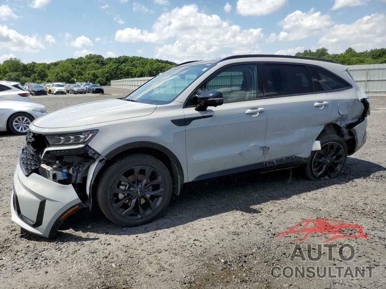 KIA SORENTO 2023 - 5XYRKDLF5PG211918