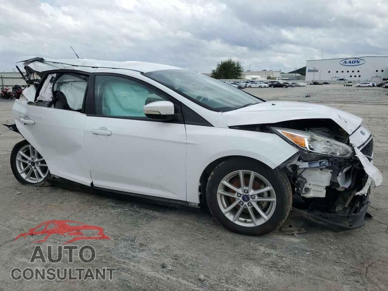 FORD FOCUS 2015 - 1FADP3K21FL374630