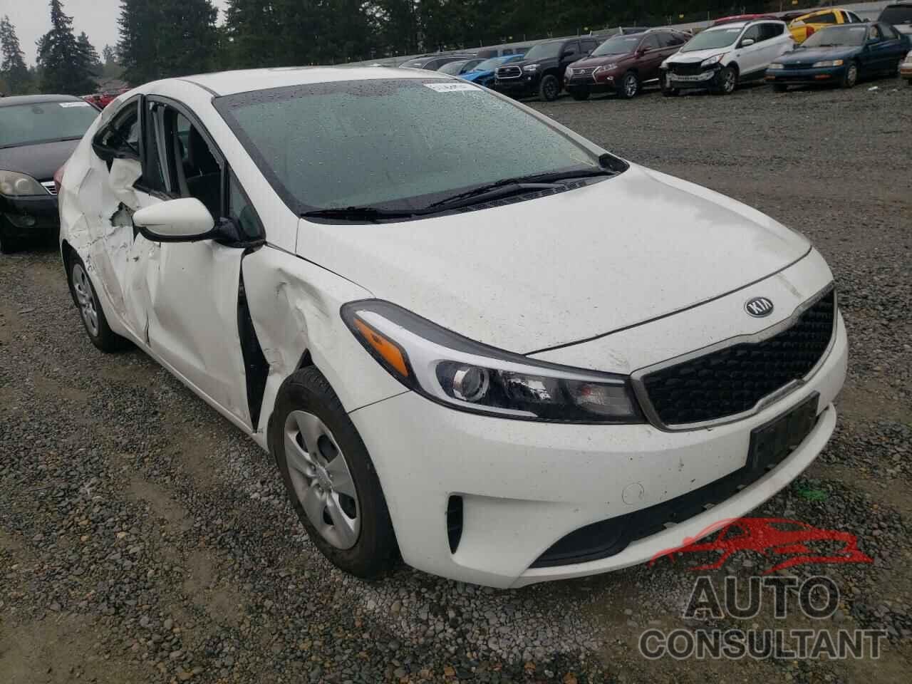 KIA FORTE 2018 - 3KPFK4A76JE242758