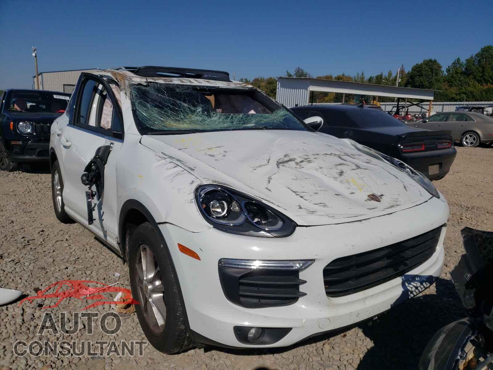 PORSCHE CAYENNE 2016 - WP1AA2A24GLA06467