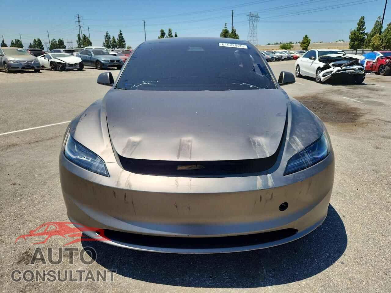 TESLA MODEL 3 2024 - 5YJ3E1EB0RF792809