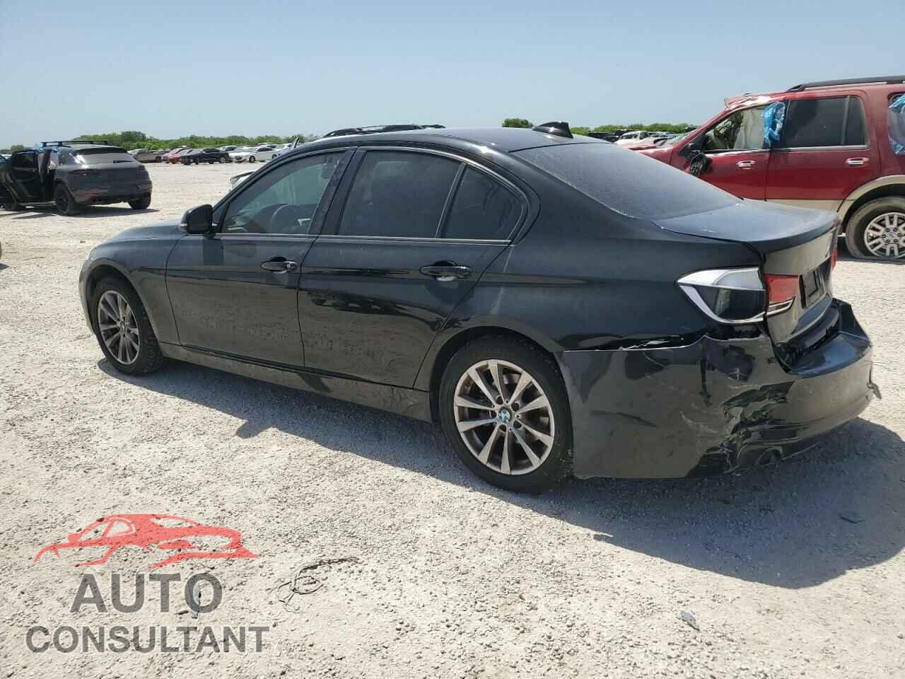 BMW 3 SERIES 2016 - WBA8E1G52GNU10627