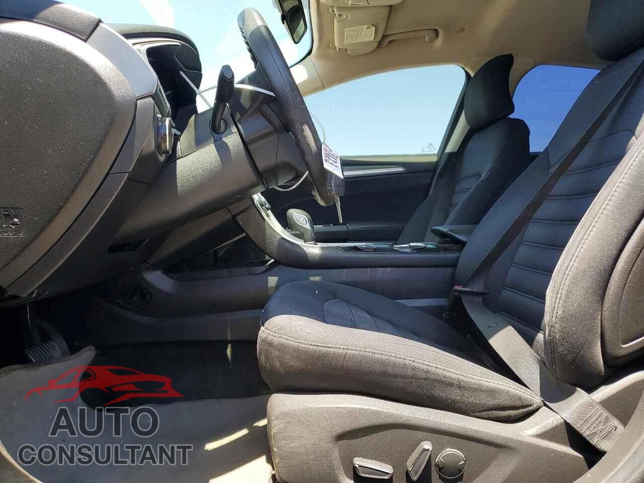 FORD FUSION 2016 - 3FA6P0LU5GR359512