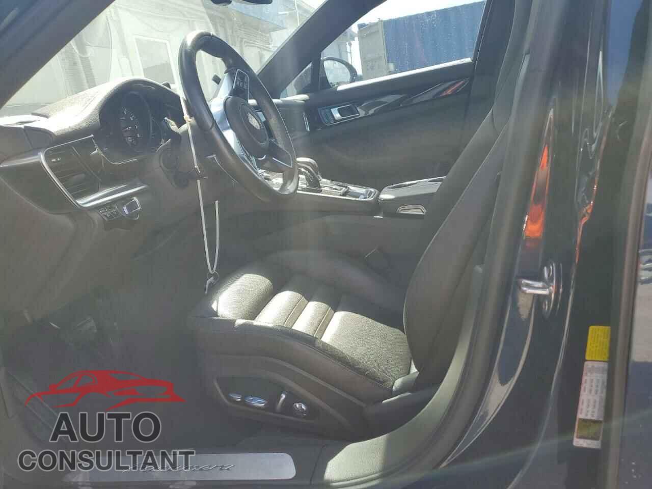 PORSCHE PANAMERA 2017 - WP0AA2A76HL102129