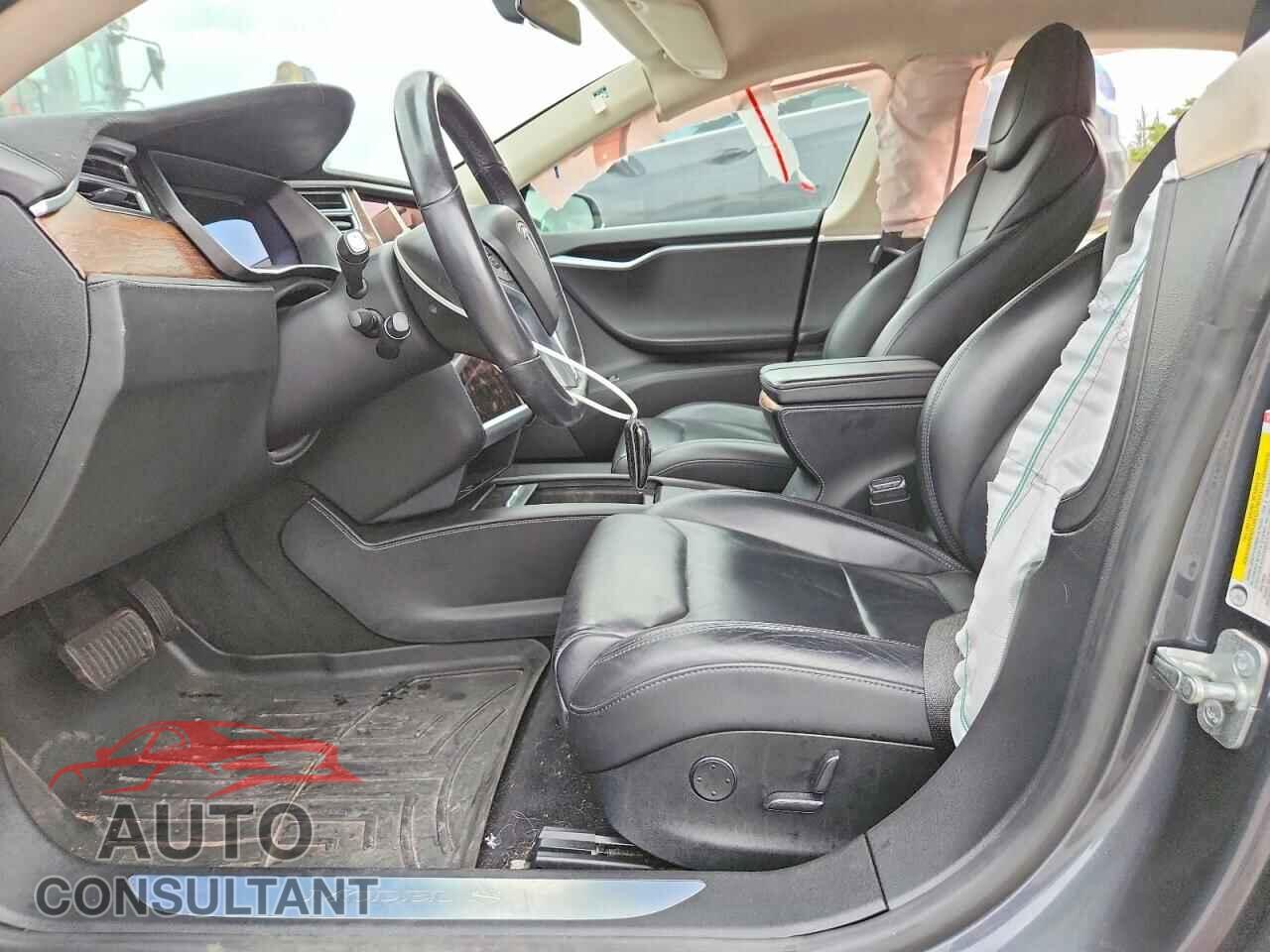 TESLA MODEL S 2017 - 5YJSA1E22HF188247