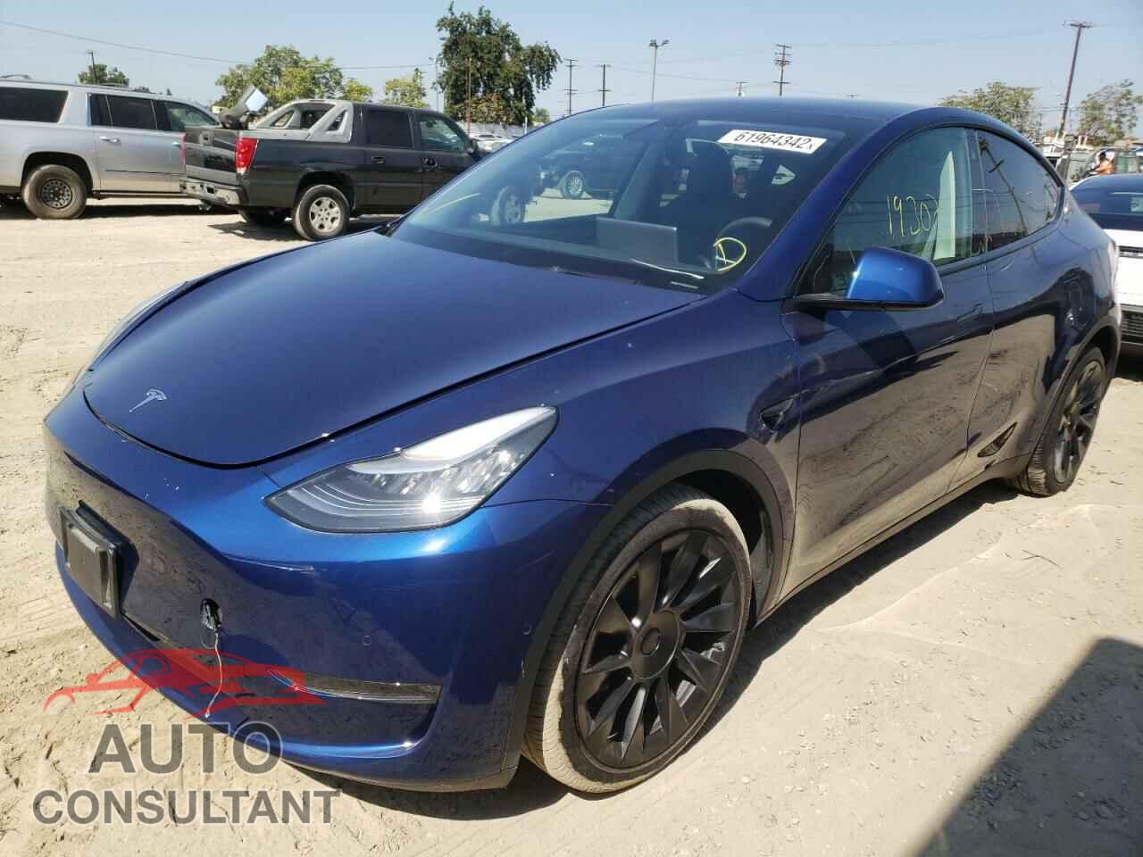 TESLA MODEL Y 2021 - 5YJYGAEE8MF151040