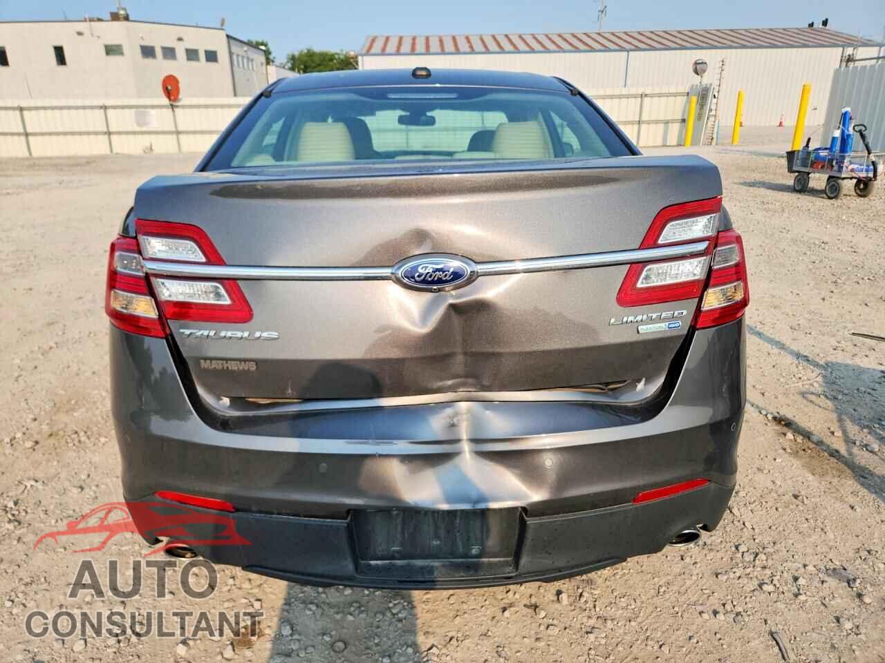FORD TAURUS 2015 - 1FAHP2J80FG113936