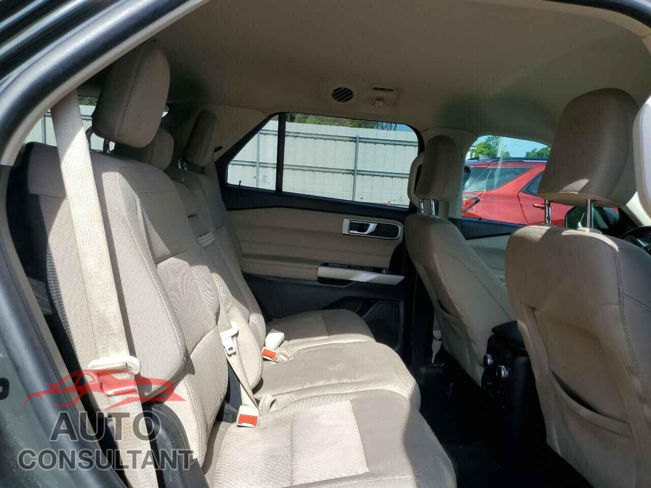FORD EXPLORER 2022 - 1FMSK7DHXNGA84172