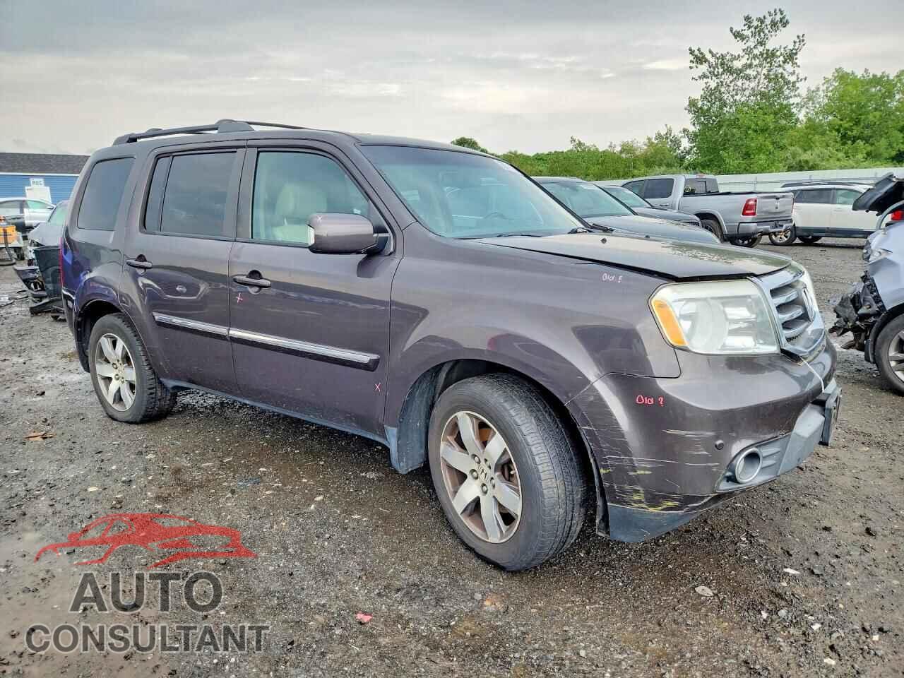 HONDA PILOT 2013 - 5FNYF4H93DB057232